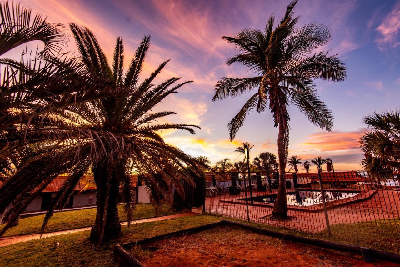 Hospitality Port Hedland Motel Buitenkant foto