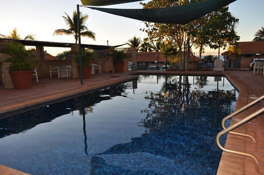 Hospitality Port Hedland Motel Buitenkant foto