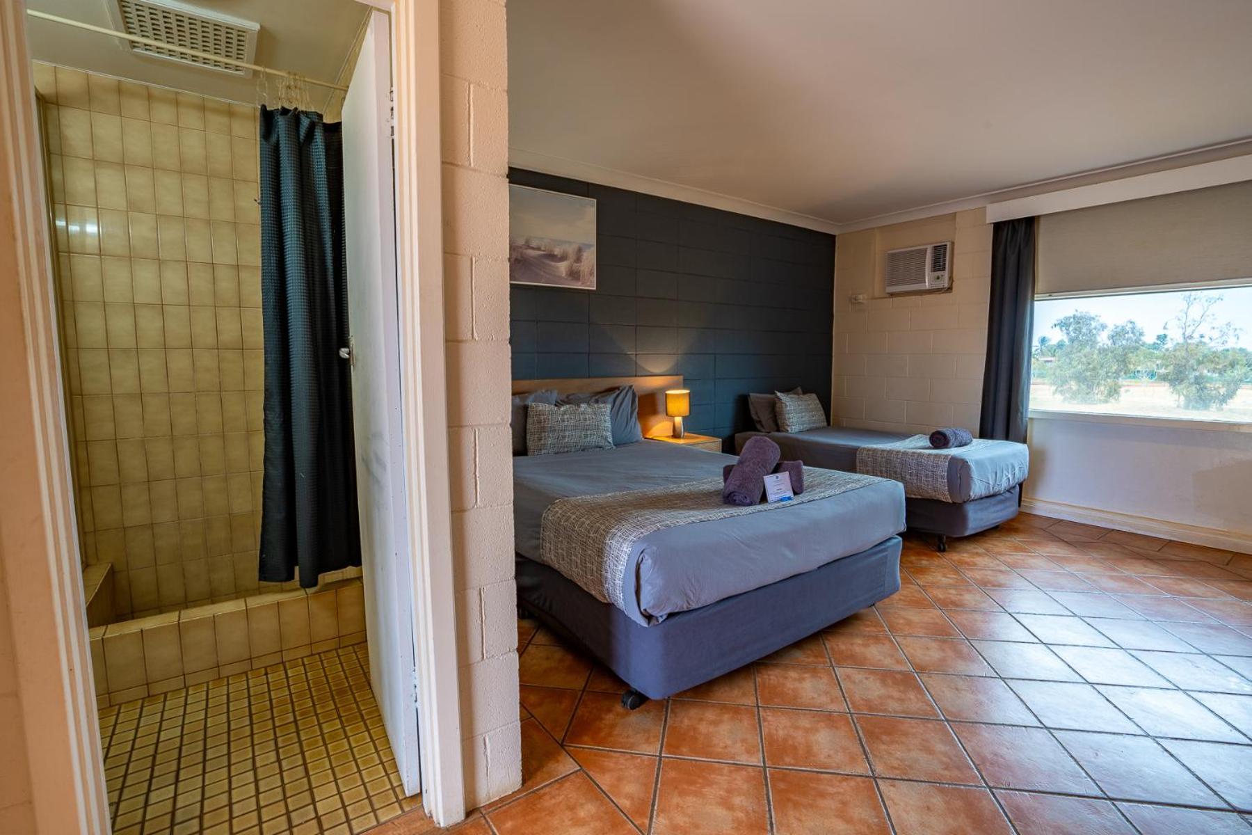Hospitality Port Hedland Motel Buitenkant foto