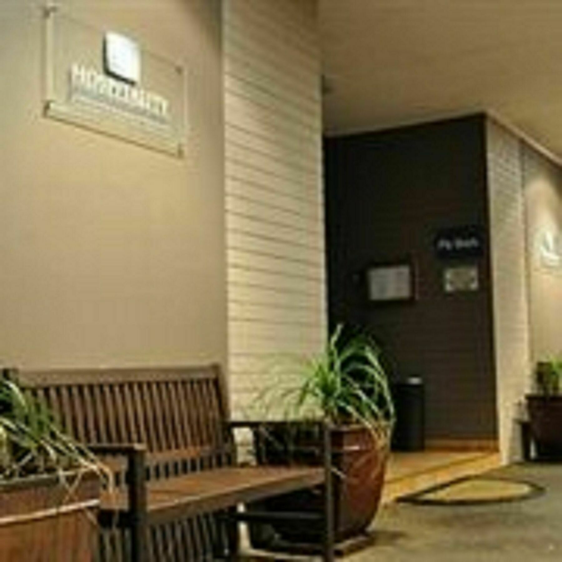Hospitality Port Hedland Motel Buitenkant foto